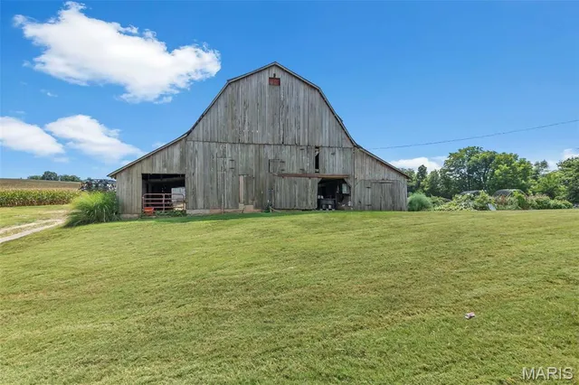 $727,400 | 16314 State Hwy K, Bloomfield, MO 63825