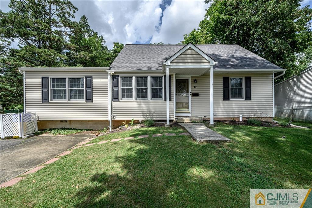 37 Fairfield Road East Brunswick, NJ 08816 - Photo 1 of 39 Gallery Image 1