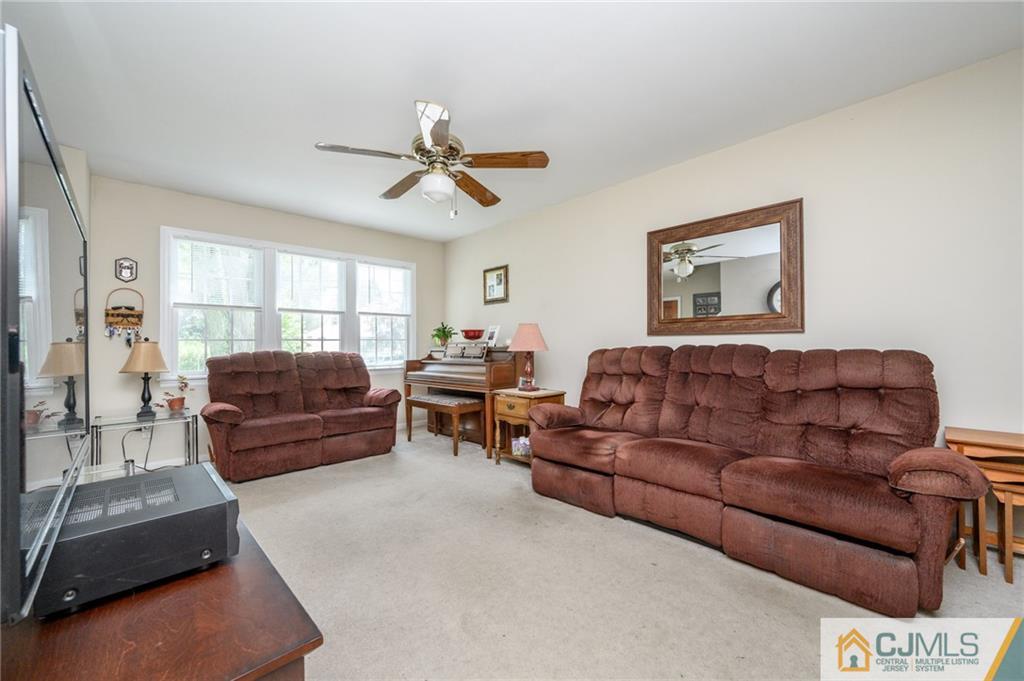 37 Fairfield Road East Brunswick, NJ 08816 - Photo 5 of 39 Gallery Image 5