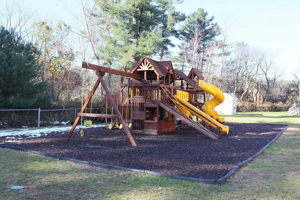 100 Nutting Road, Unit B5 Westford, MA 01886 - Photo 13 of 16