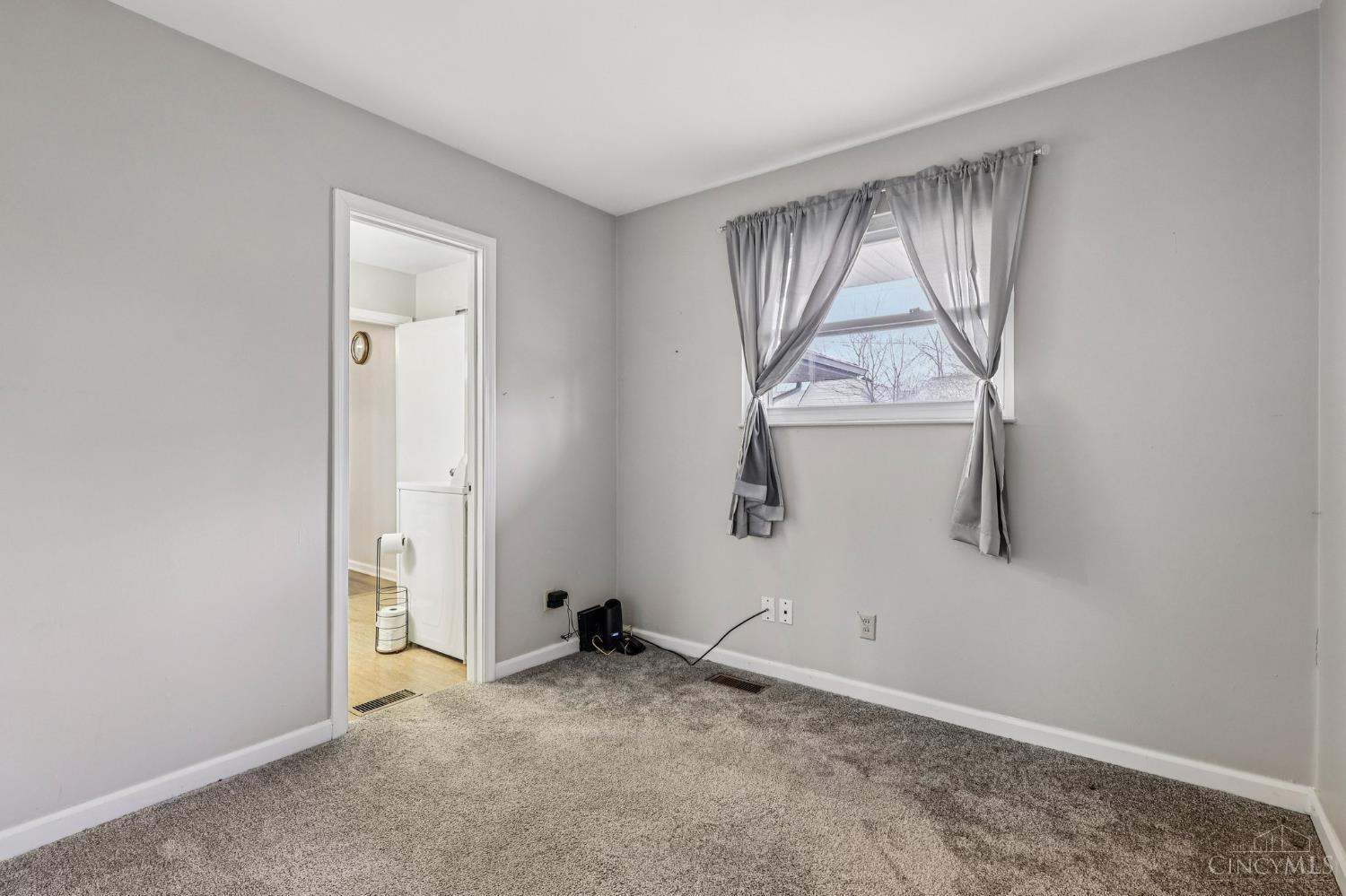 490 West Market Street Springboro, OH 45066 - Photo 27 of 37