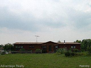 9627 Crawford Road Columbus, MI 48063 - Photo 1 of 1 Front
