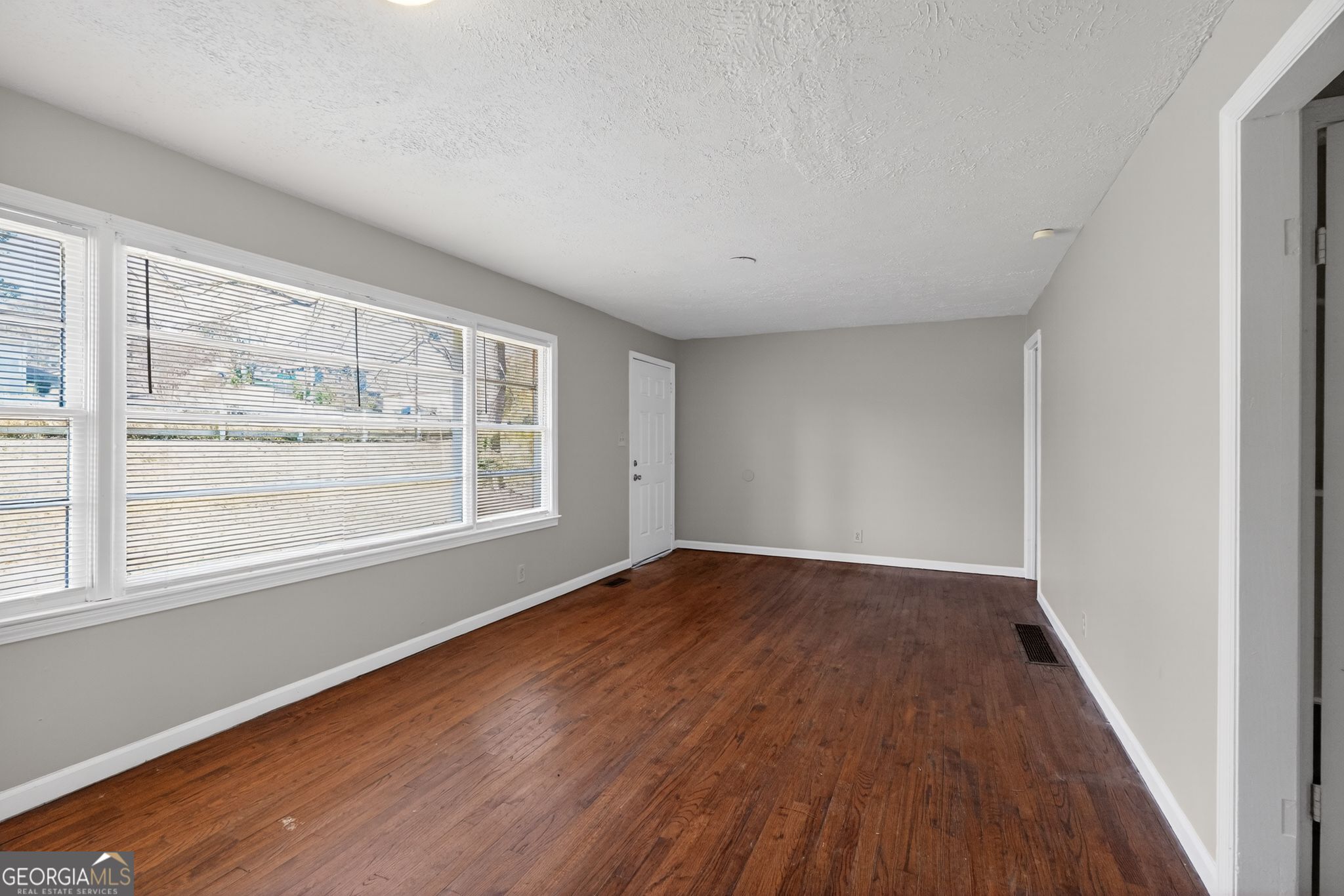 4458 Linecrest Way Ellenwood, GA 30294 - Photo 14 of 31