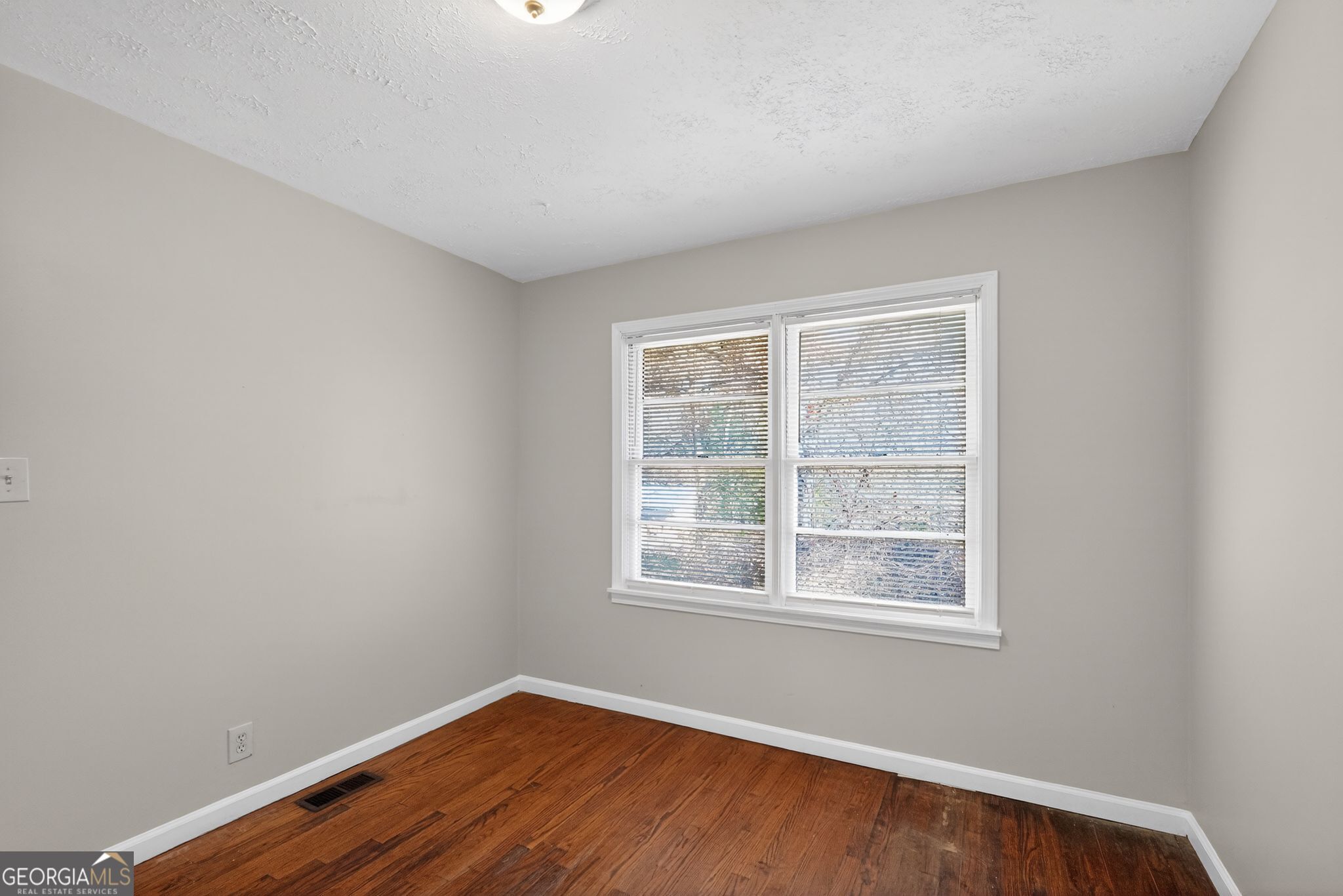 4458 Linecrest Way Ellenwood, GA 30294 - Photo 15 of 31