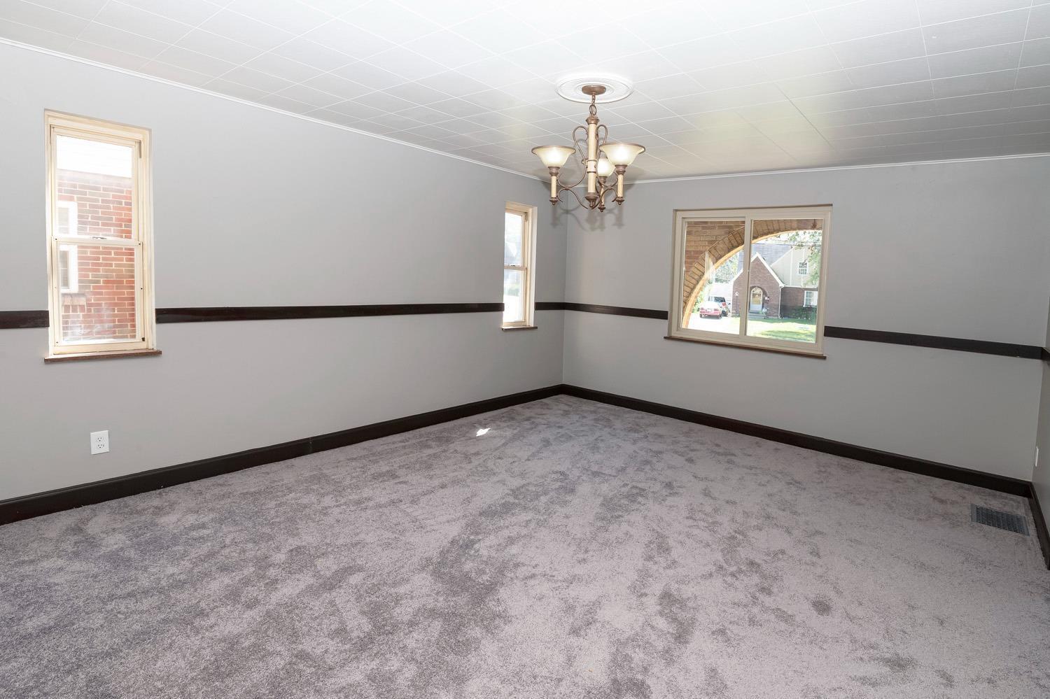 5164 Sidney Road Cincinnati, OH 45238 - Photo 10 of 40