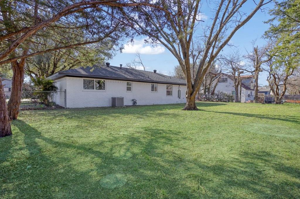 104 West Short Street Leonard, TX 75452 - Photo 21 of 25 a house view with a garden space