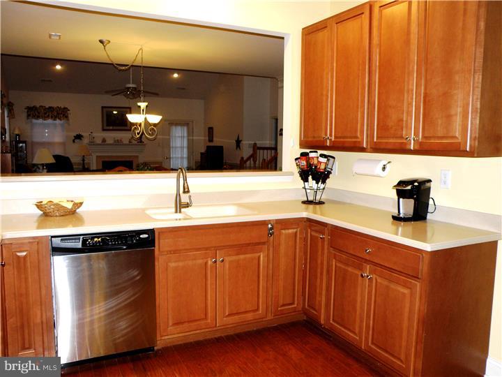 404 Gilmer Road Coatesville, PA 19320 - Photo 6 of 21 Kitchen