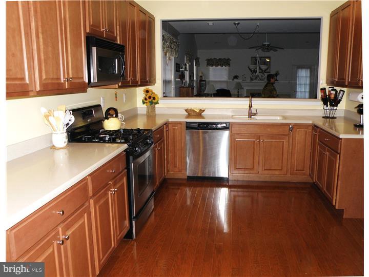 404 Gilmer Road Coatesville, PA 19320 - Photo 8 of 21 Kitchen