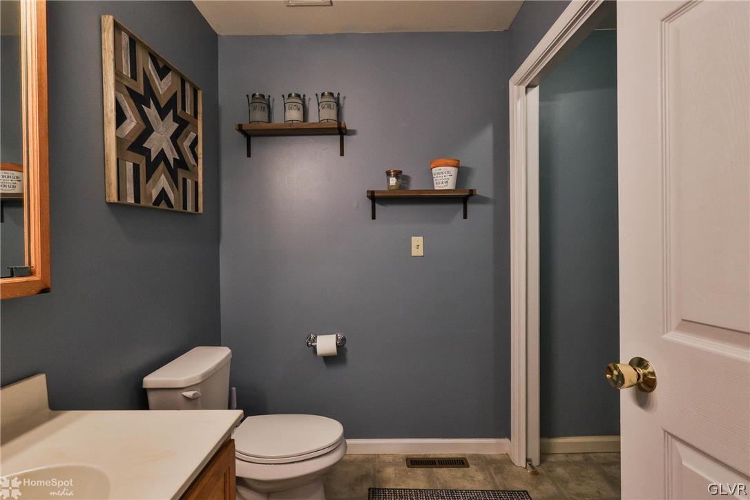 819 Atlas Road Northampton, PA 18067 - Photo 13 of 35 Gallery Image 13