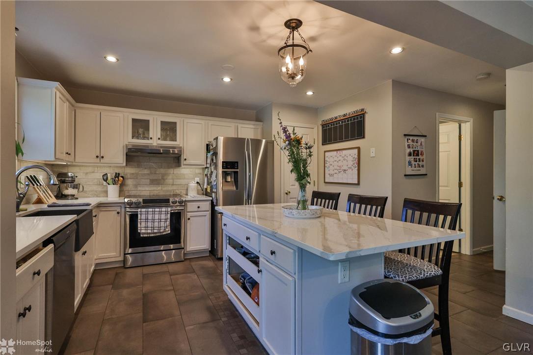 819 Atlas Road Northampton, PA 18067 - Photo 9 of 35 Gallery Image 9