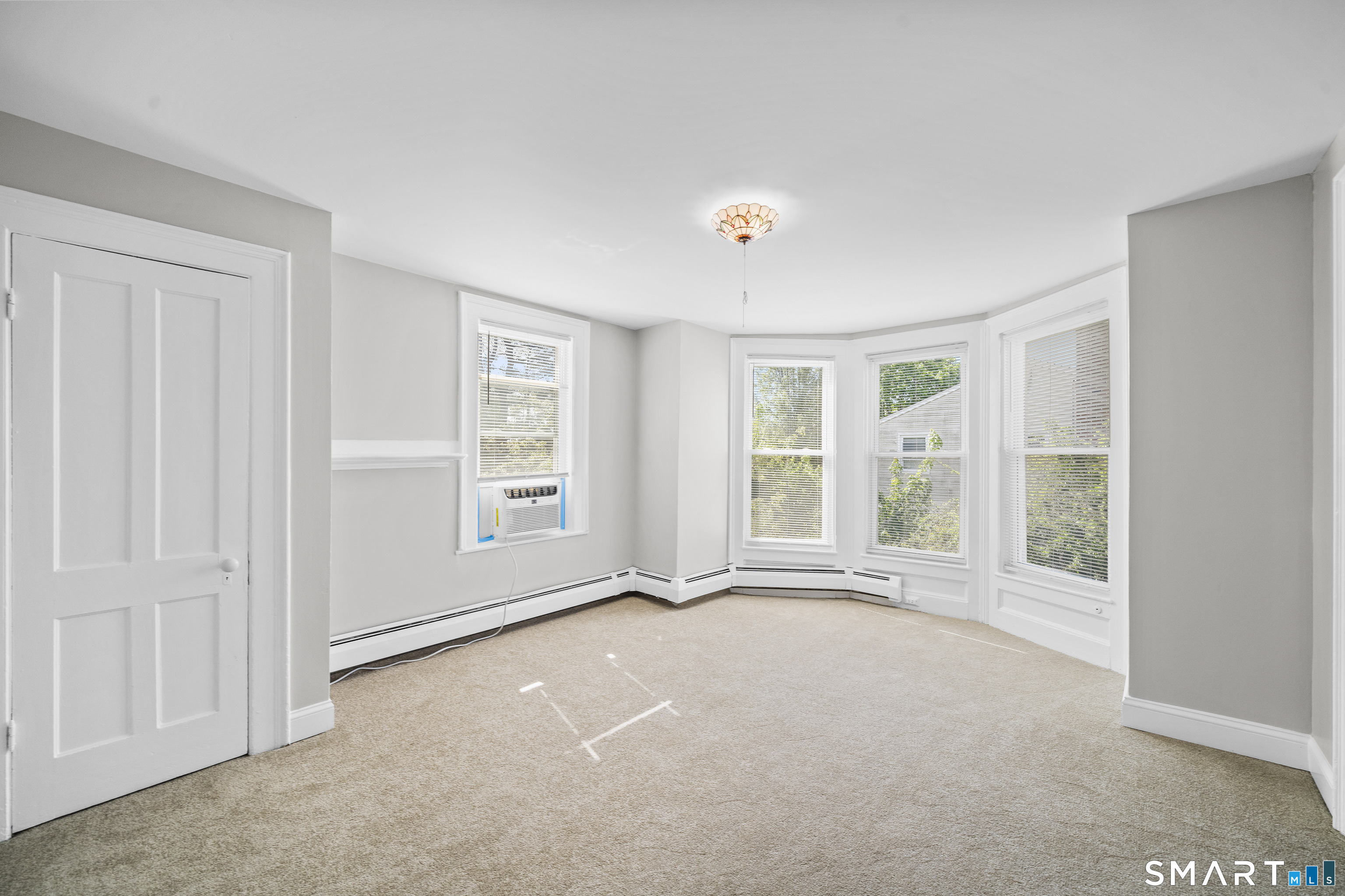 40 Prospect Street Windsor, CT 06095 - Photo 13 of 32