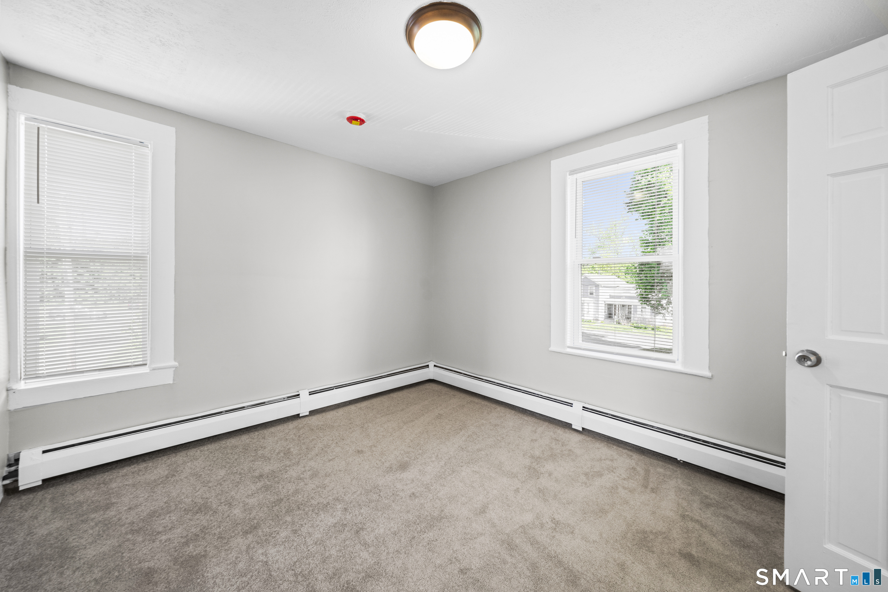40 Prospect Street Windsor, CT 06095 - Photo 20 of 32