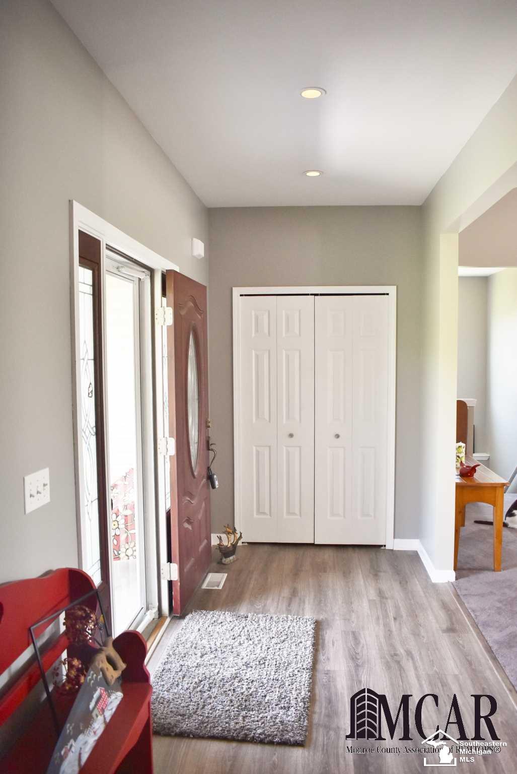 21454331-3.JPG