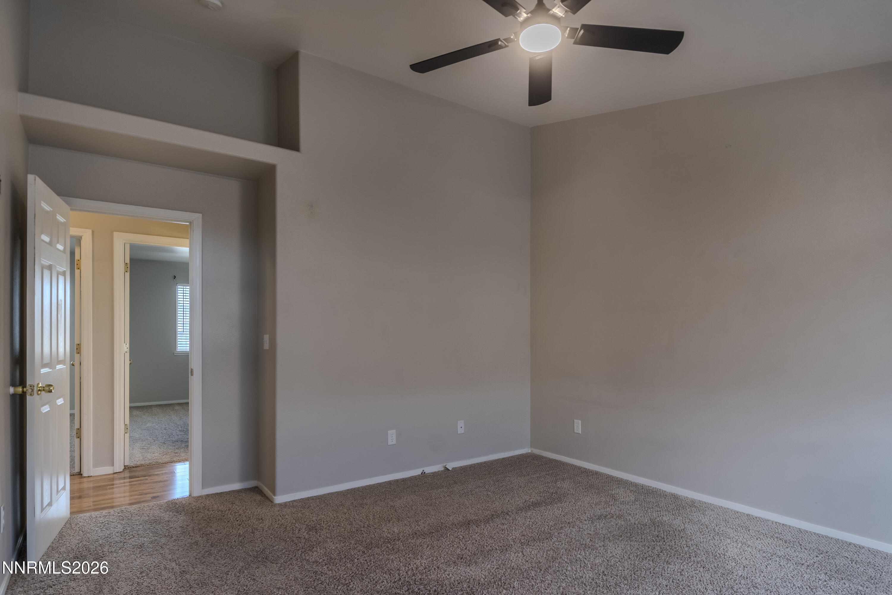 270 Emigrant Way Fernley, NV 89408 - Photo 10 of 29 Emigrant23