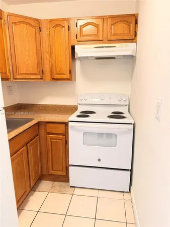 $1,500 | 241 Southeast 9th Avenue, Unit 206, Pompano Beach, FL 33060