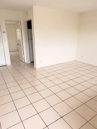 $1,500 | 241 Southeast 9th Avenue, Unit 206, Pompano Beach, FL 33060