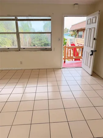 $1,500 | 241 Southeast 9th Avenue, Unit 206, Pompano Beach, FL 33060