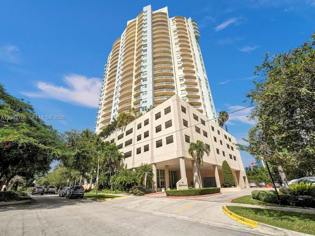 2475 Brickell Avenue, Unit 804 Miami, FL 33129 - Photo 3 of 58