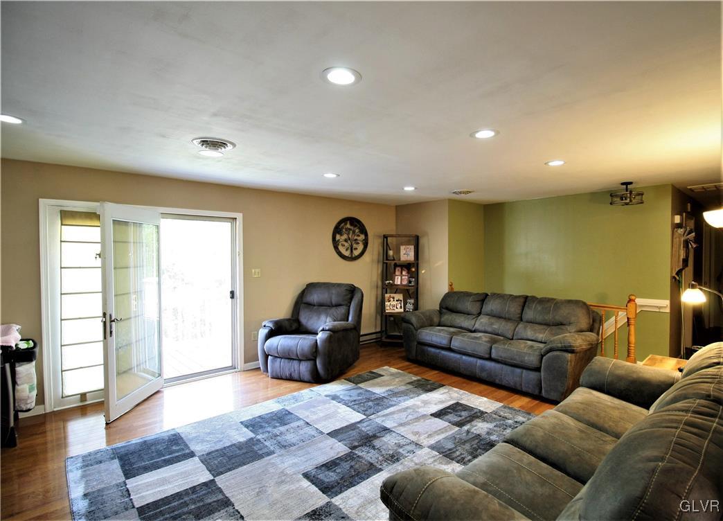 379 Millrace Road Northampton, PA 18067 - Photo 7 of 42 Gallery Image 7
