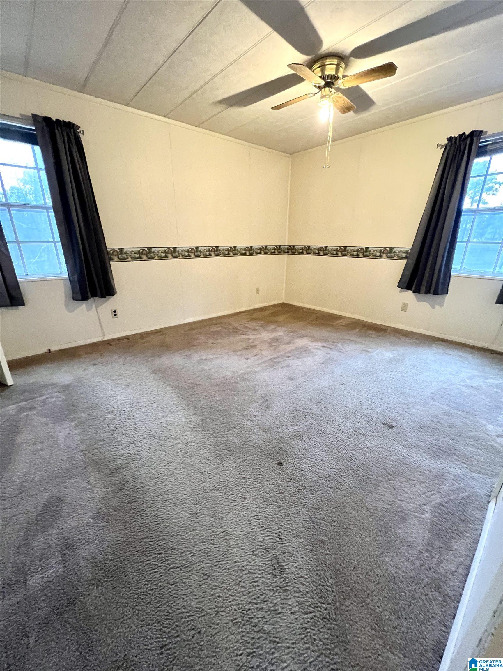 808 Ridgeway Drive Oneonta, AL 35121 - Photo 4 of 16