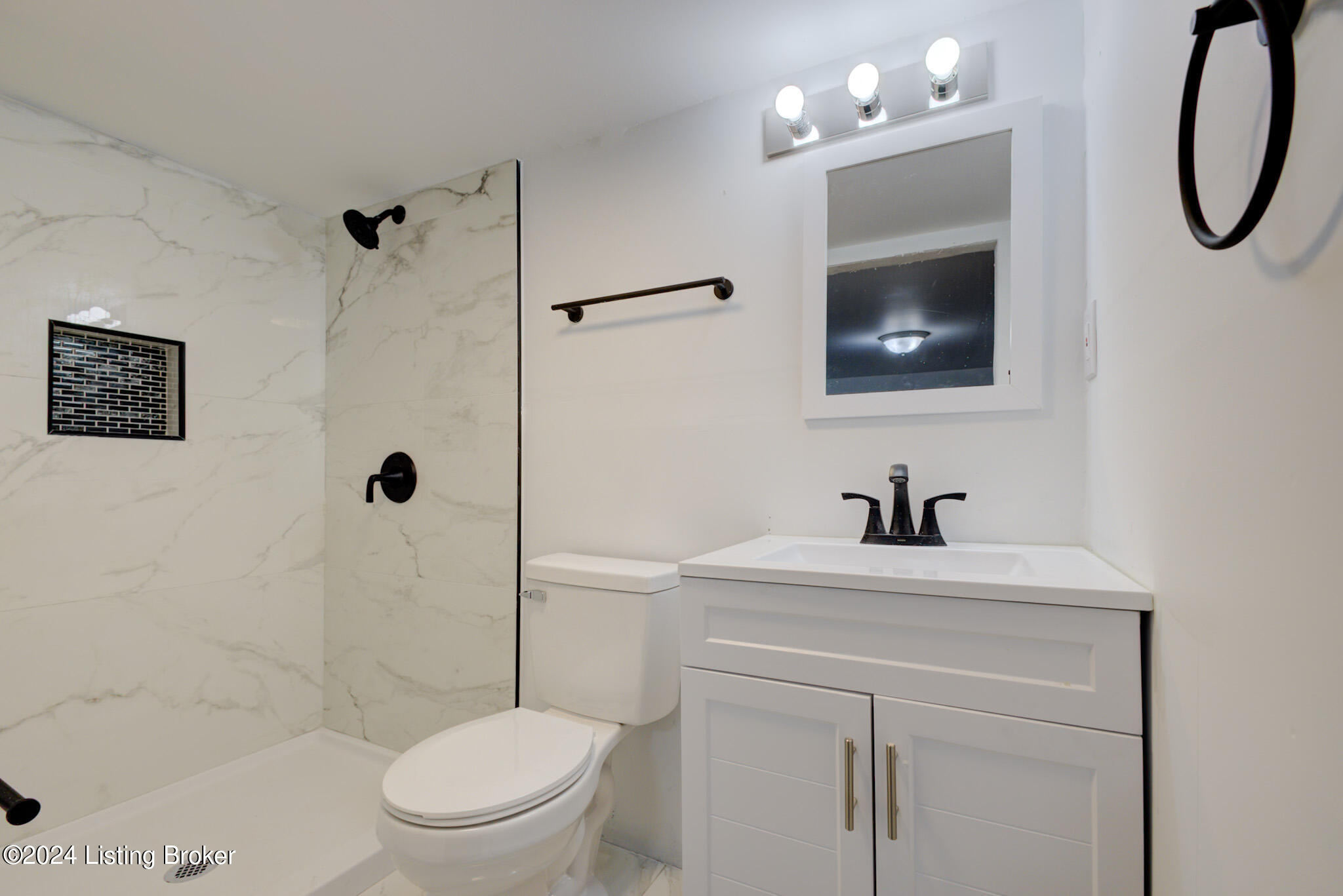 210 Alreva Road Louisville, KY 40216 - Photo 50 of 51 EOSR3681_2_3_4_5
