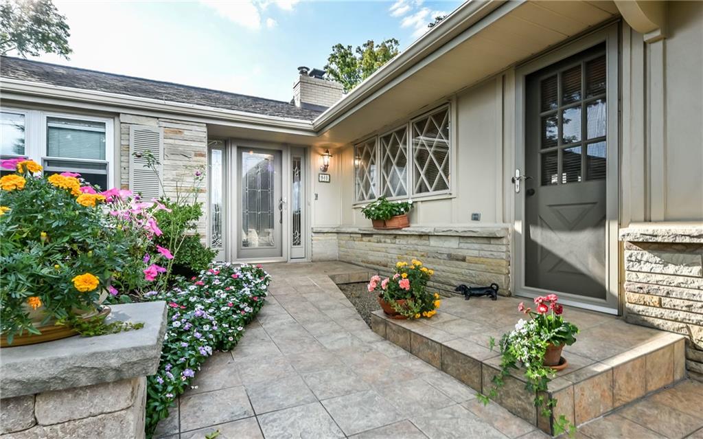941 Cumberland Road Pittsburgh, PA 15237 - Photo 2 of 25 Gallery Image 2