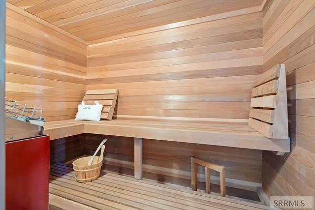 $1,495,000 | 4976 East 49th South, Idaho Falls, ID 83406