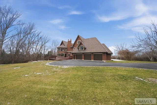 $1,495,000 | 4976 East 49th South, Idaho Falls, ID 83406