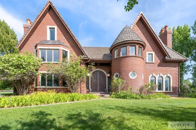 $1,495,000 | 4976 East 49th South, Idaho Falls, ID 83406