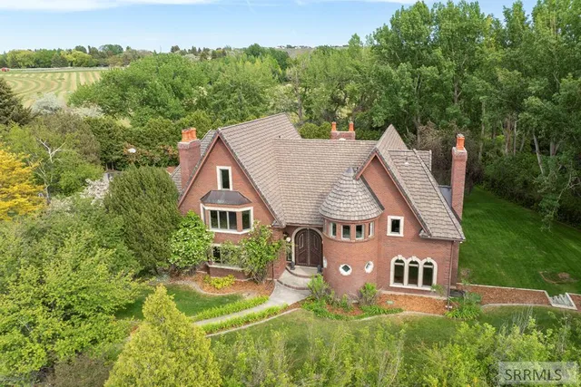 $1,495,000 | 4976 East 49th South, Idaho Falls, ID 83406