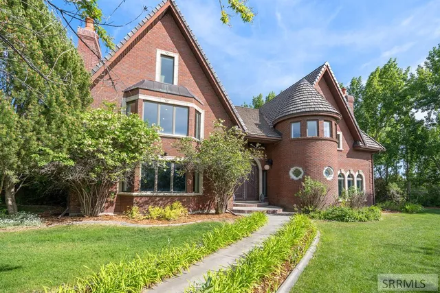 $1,495,000 | 4976 East 49th South, Idaho Falls, ID 83406