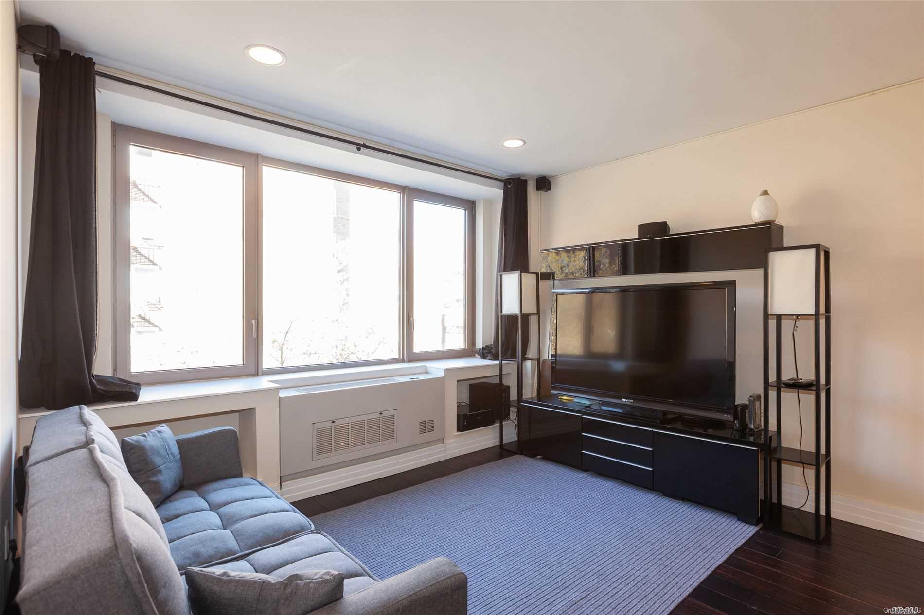 64-05 Yellowstone Boulevard, Unit 414 Queens, NY 11375 - Photo 3 of 11 Gallery Image 3