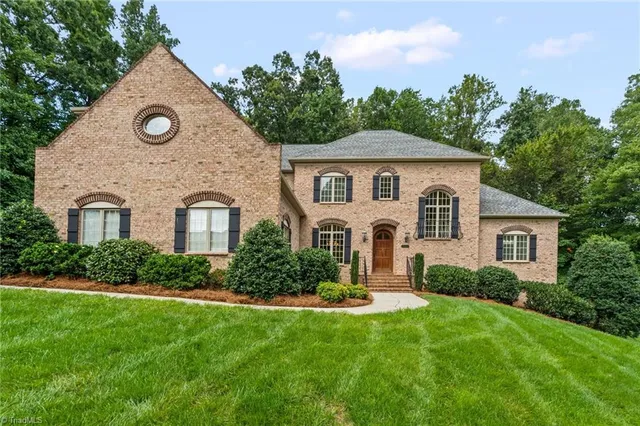$831,600 | 8312 Linville Oaks Drive, Oak Ridge, NC 27310