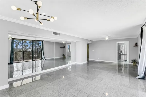 $2,800 | 1460 Gulf Boulevard, Unit 310, Clearwater, FL 33767