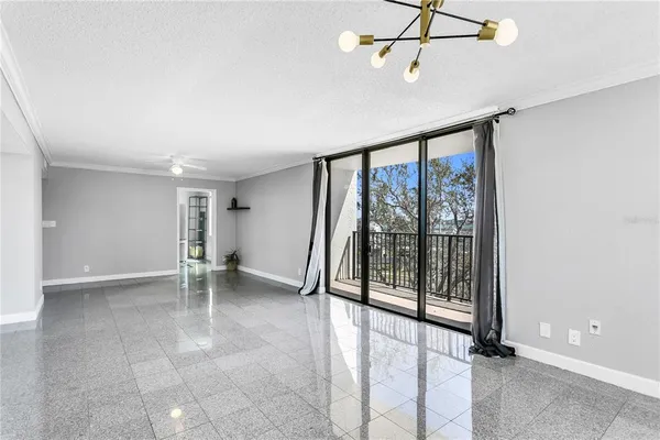 $2,800 | 1460 Gulf Boulevard, Unit 310, Clearwater, FL 33767