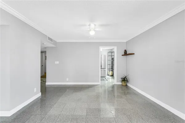 $2,800 | 1460 Gulf Boulevard, Unit 310, Clearwater, FL 33767