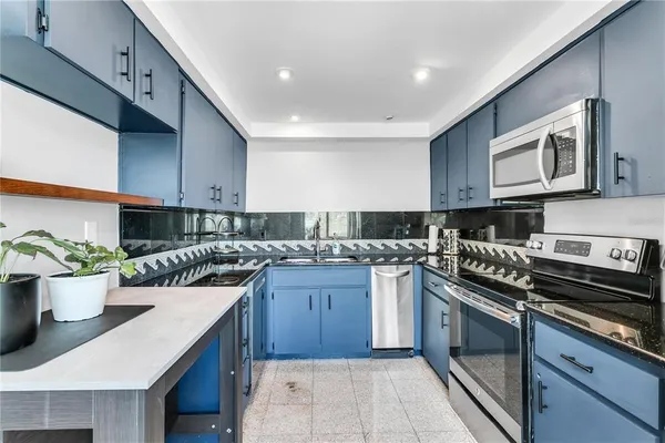 $2,800 | 1460 Gulf Boulevard, Unit 310, Clearwater, FL 33767