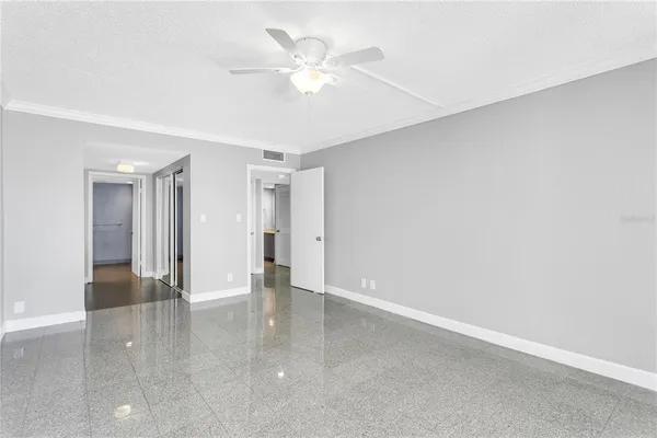 $2,800 | 1460 Gulf Boulevard, Unit 310, Clearwater, FL 33767