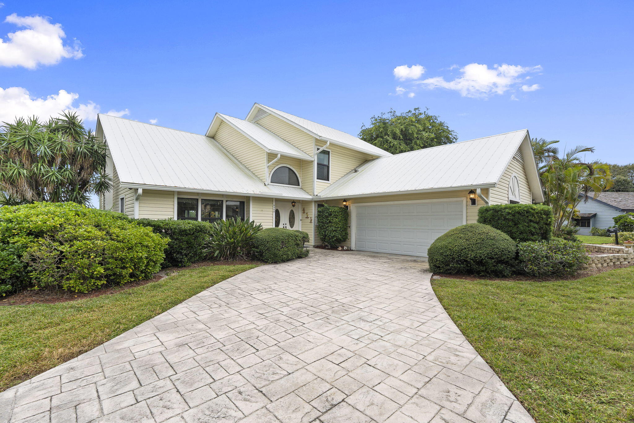 8964 Southeast Sunfish Place Hobe Sound, FL 33455 - Photo 6 of 51 55-web-or-mls-DSC03734