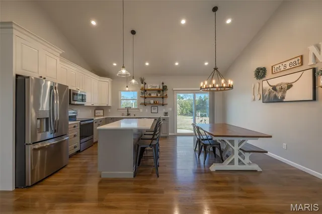 $515,000 | 30928 Bonnie Bell Drive, Warrenton, MO 63383