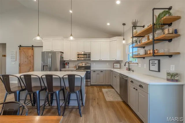 $515,000 | 30928 Bonnie Bell Drive, Warrenton, MO 63383