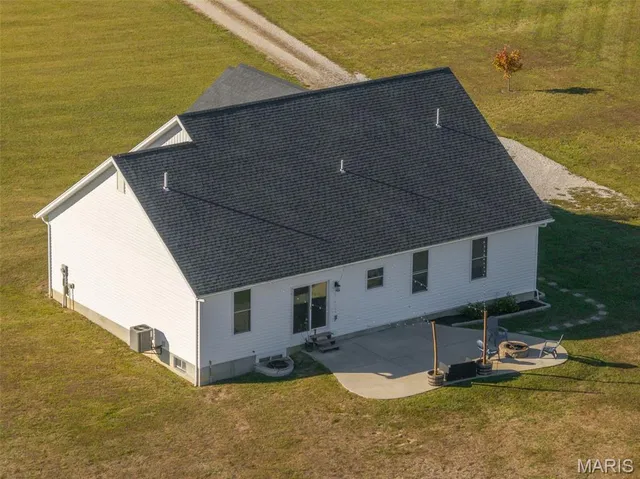 $515,000 | 30928 Bonnie Bell Drive, Warrenton, MO 63383