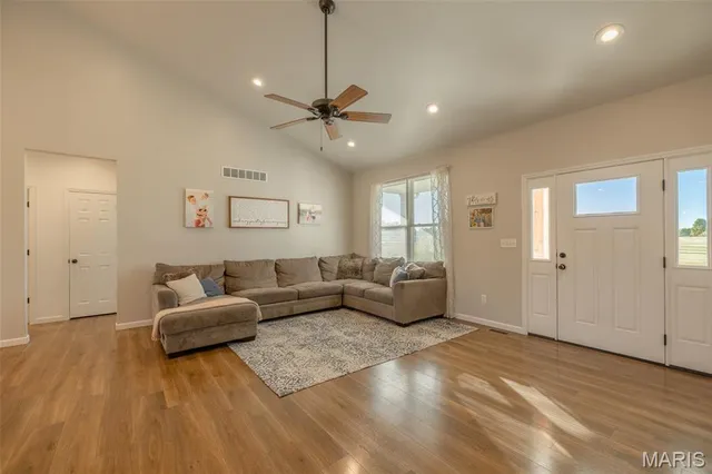 $515,000 | 30928 Bonnie Bell Drive, Warrenton, MO 63383