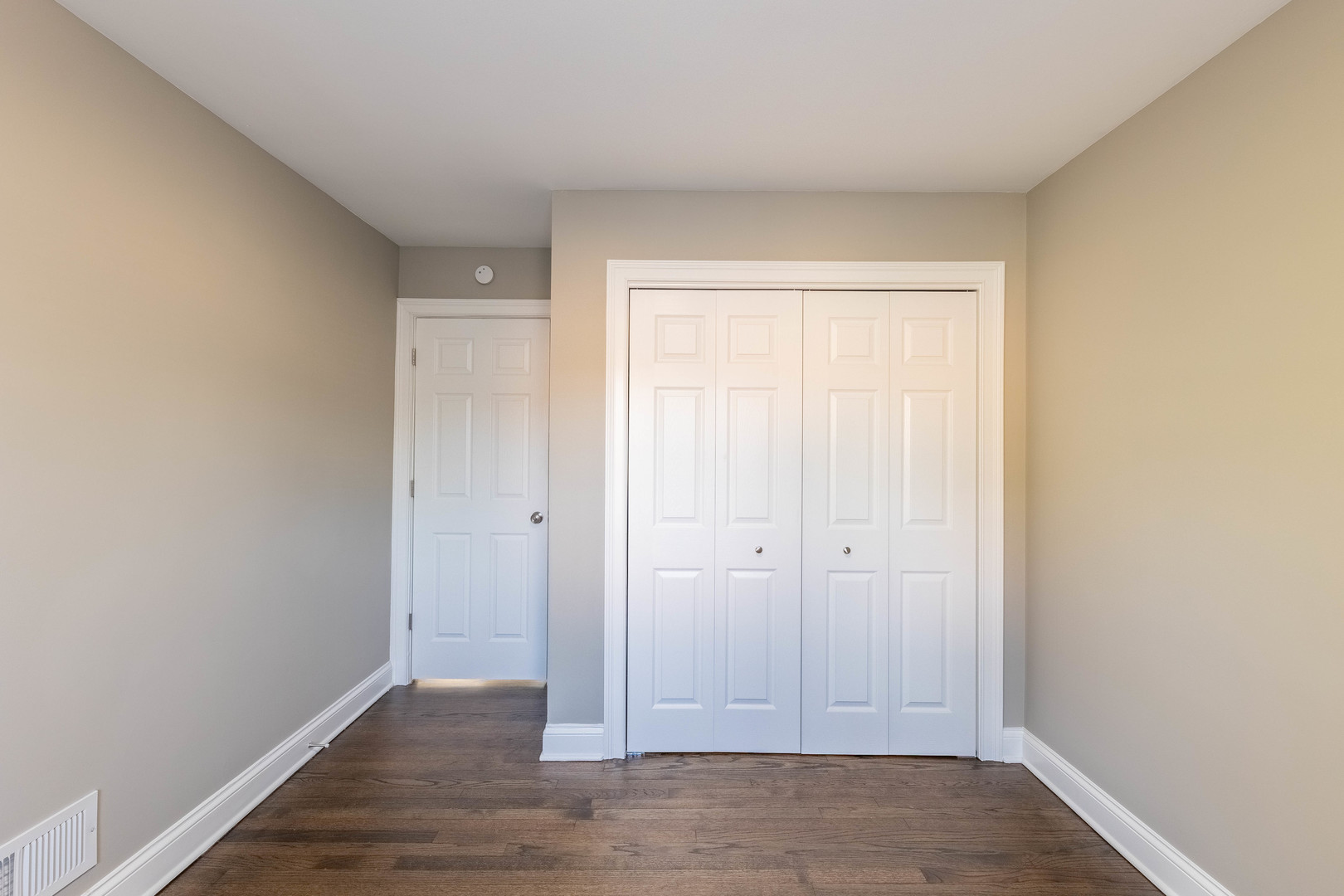 7914 South Troy Street Chicago, IL 60652 - Photo 17 of 35 a view of an empty room