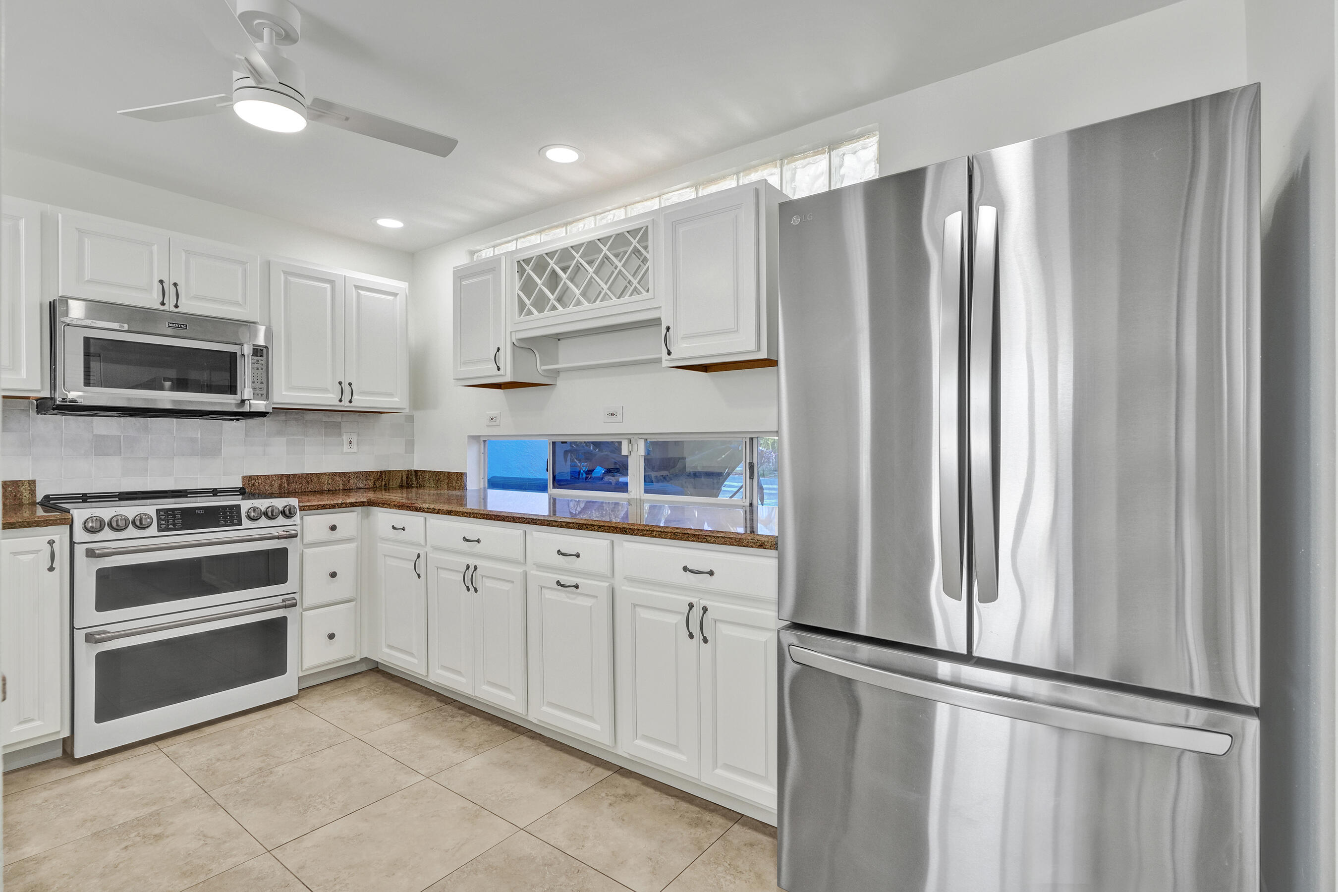 1717 North Riverside Drive, Unit 1 Pompano Beach, FL 33062 - Photo 14 of 40 DSC00264