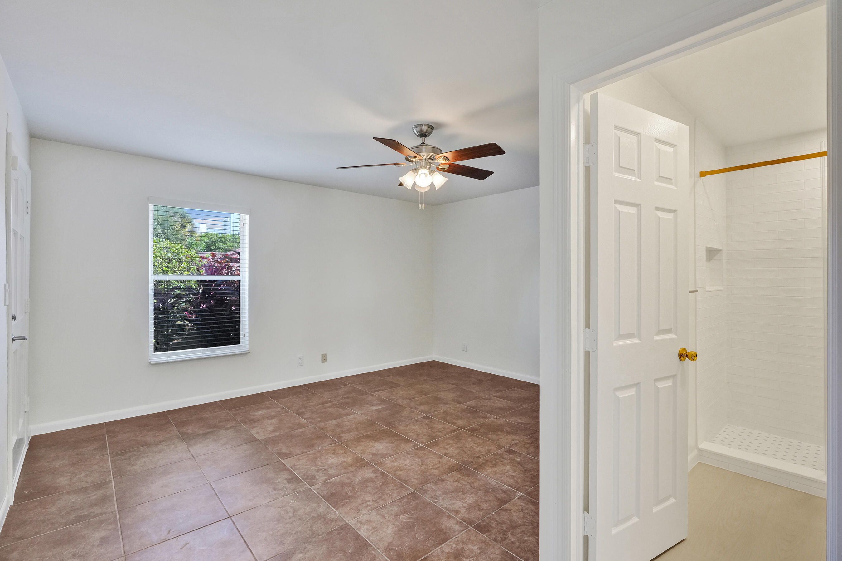 1717 North Riverside Drive, Unit 1 Pompano Beach, FL 33062 - Photo 22 of 40 DSC00267