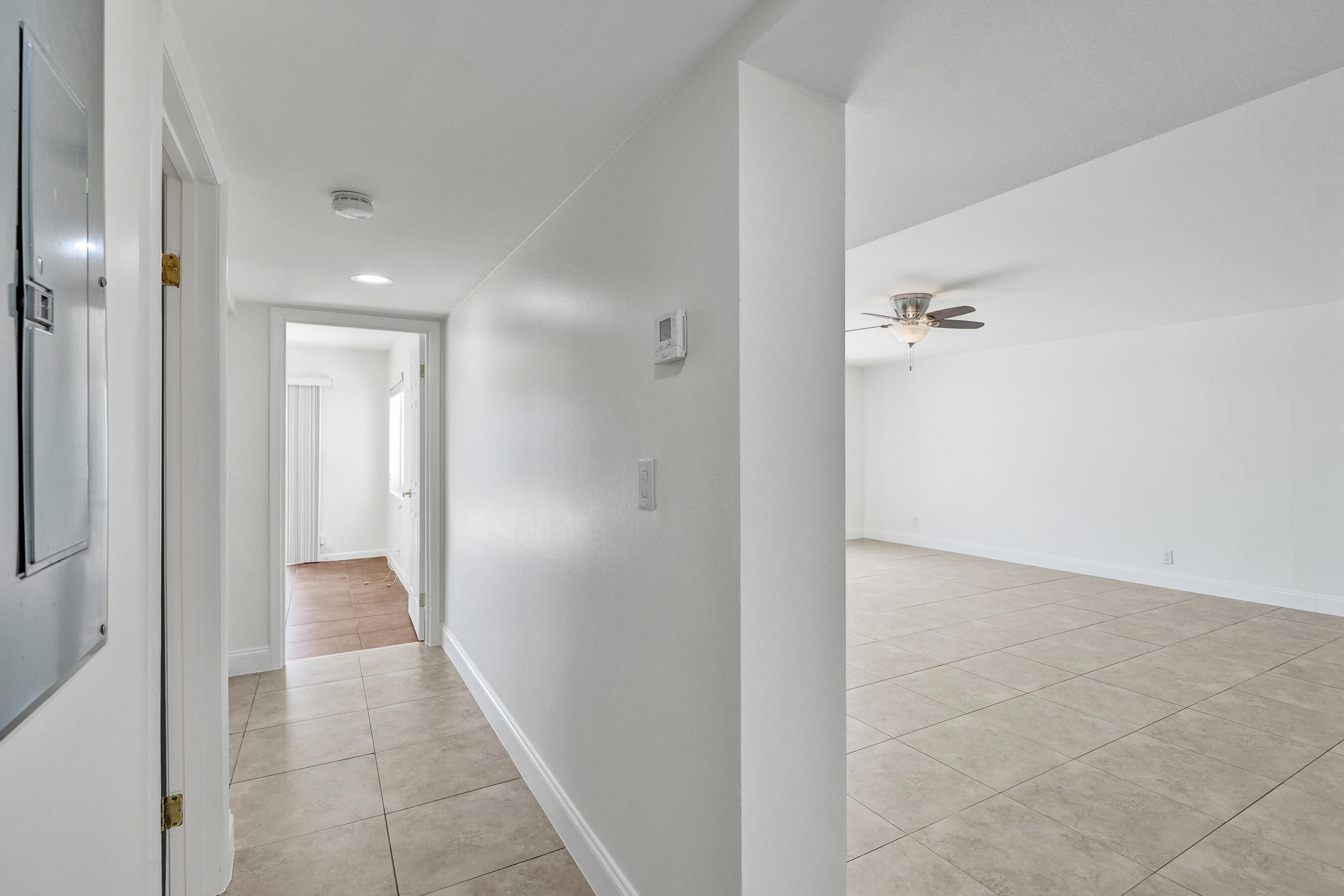 1717 North Riverside Drive, Unit 1 Pompano Beach, FL 33062 - Photo 27 of 40 DSC00285