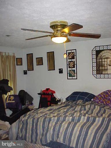 603 Deering Road, Unit 1B Pasadena, MD 21122 - Photo 8 of 14 Master Bedroom #1