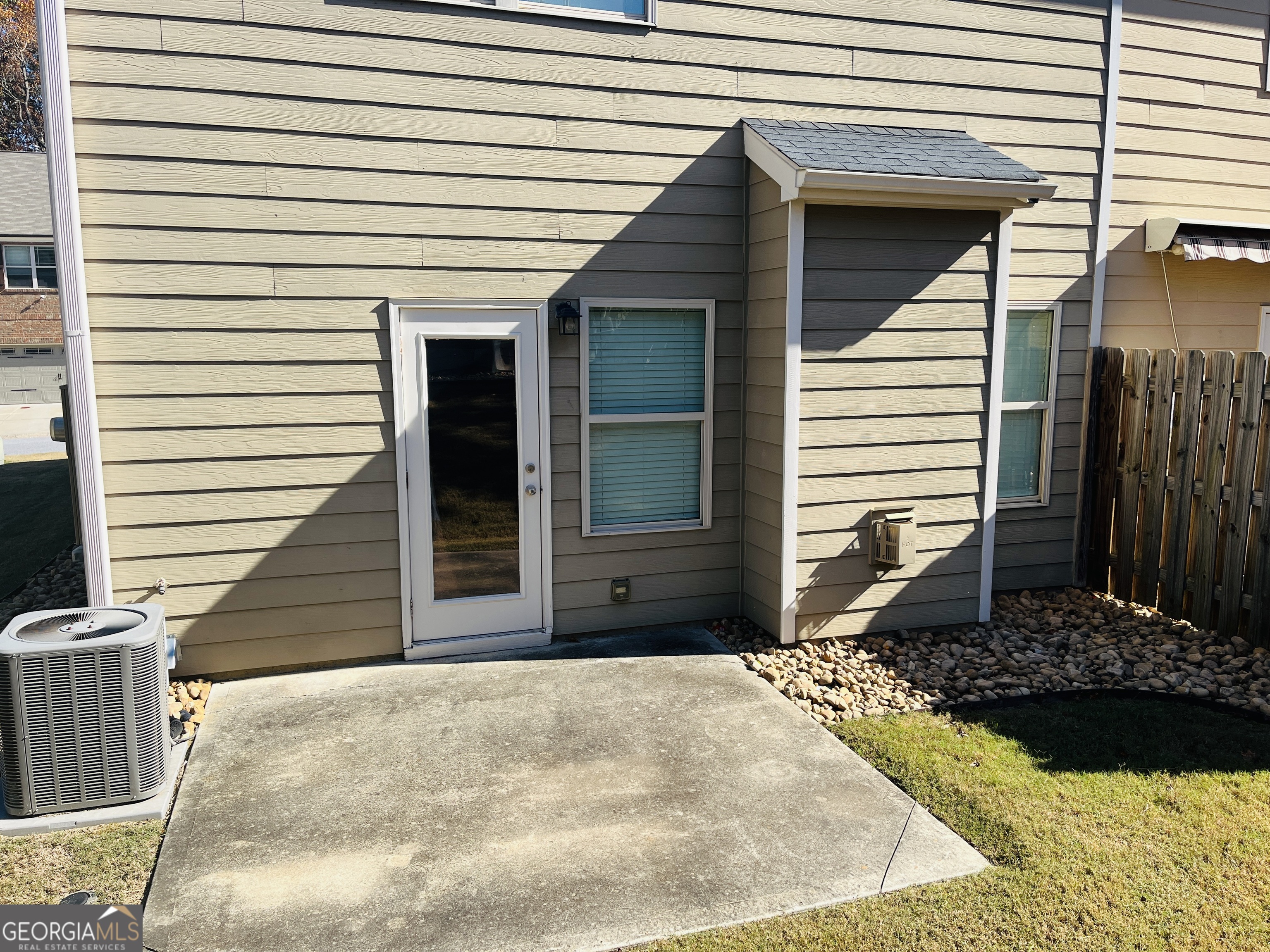 233 Bobbie Way Woodstock, GA 30189 - Photo 28 of 32