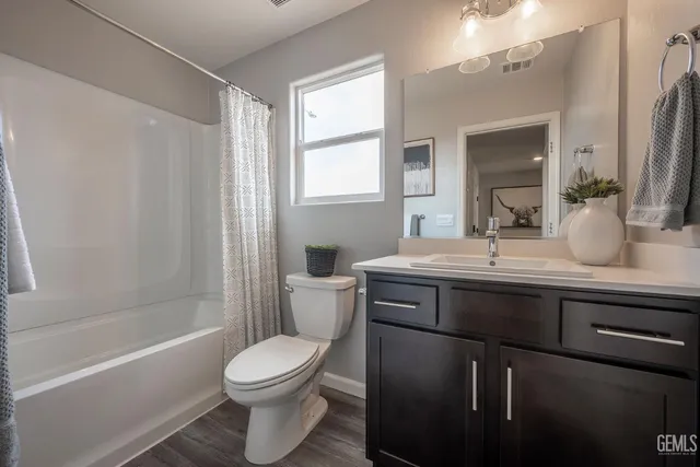 $394,990 | Undisclosed Address, Bakersfield, CA 93307